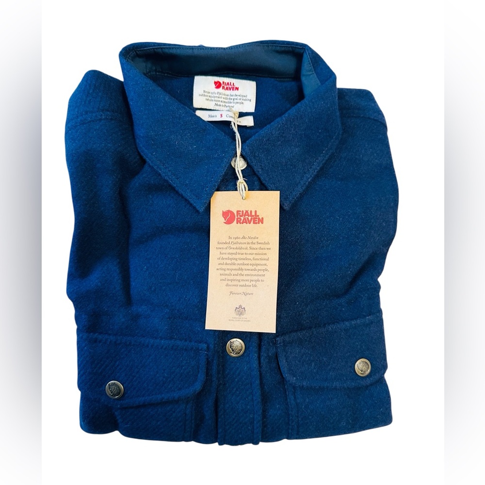 FJALLRAVEN CANADA SOLID SHIRT - NIGHT SKY Navy Blue Men’s Small Button Up NWT - Picture 3 of 15